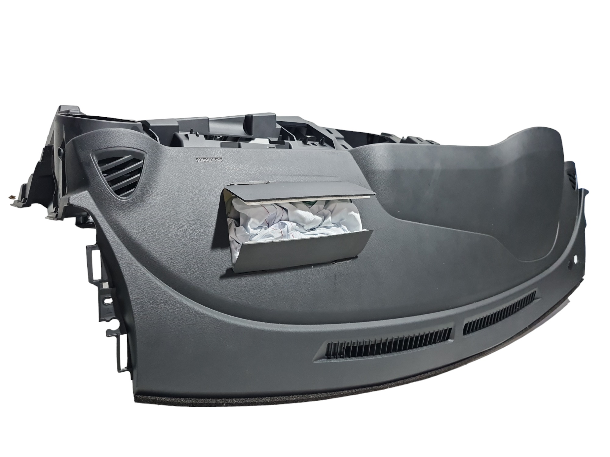 Capa Painel Nissan Kicks 2022 2024 acionado C/ Dutos Preto 3