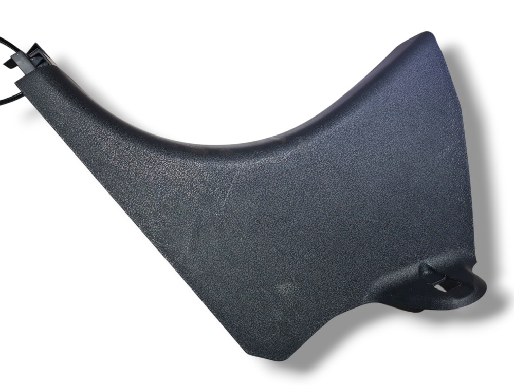 Soleira dianteira esquerda Toyota Yaris CROSS XRX 2026 2027