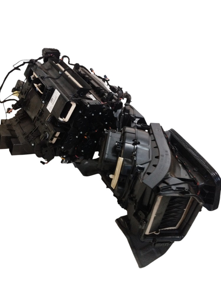 Caixa de evaporação do Audi Etron elétrico 2022 ORIGINAL 5