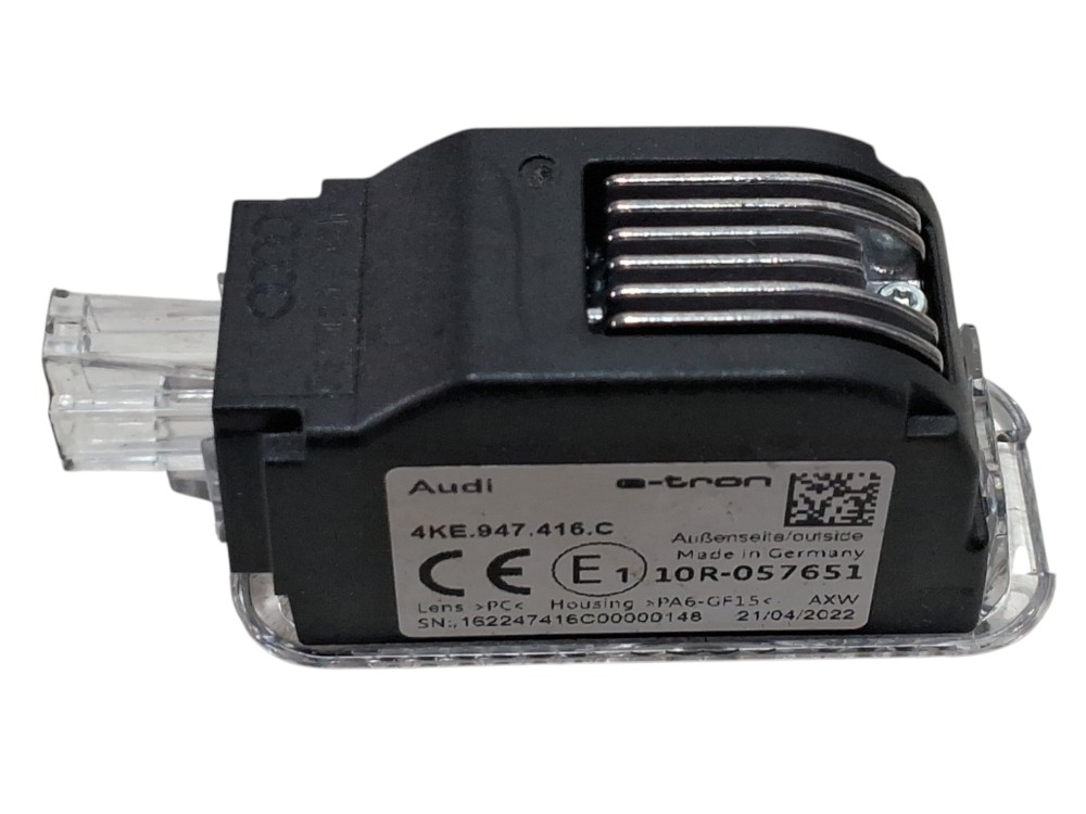 Luz Cortesia Porta Traseira Para o Audi E tron SPB 2022 4