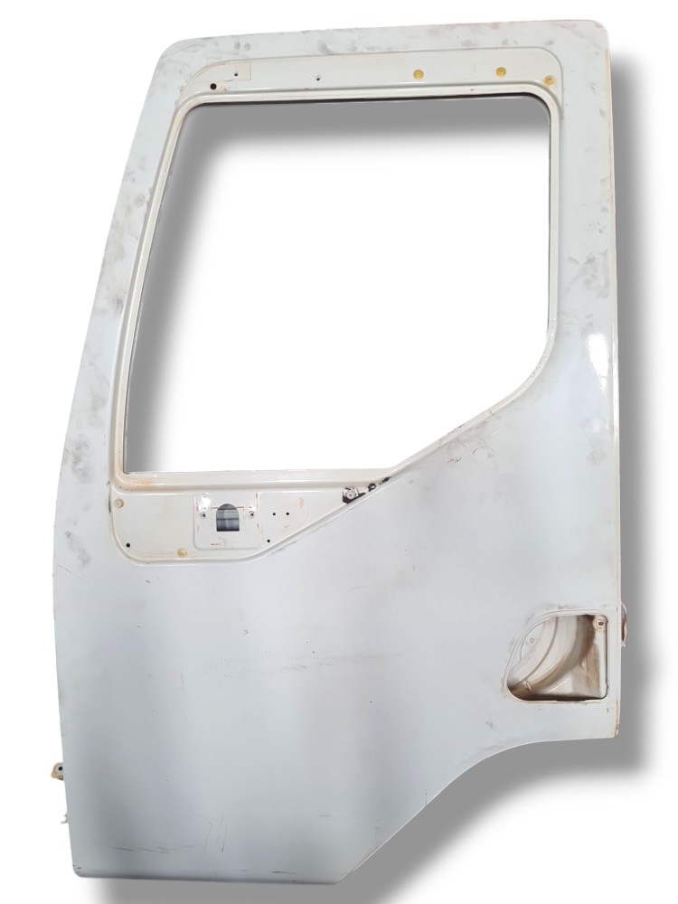 Porta esquerda Volvo VM 330 2021 2022 Filé 1