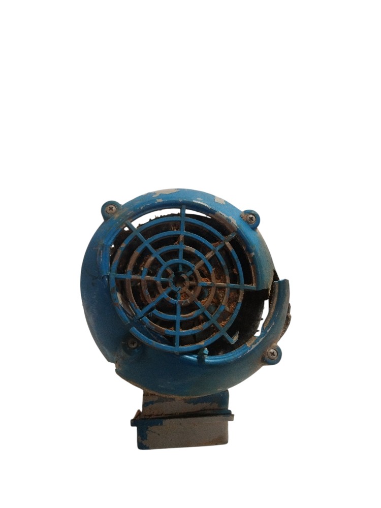 Motor blindado trifásico Lafert D1447 2.2 Cv com detalhe 5