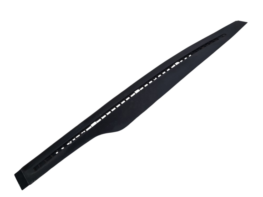 Grelha superior direita painel constellation 26 320 2025