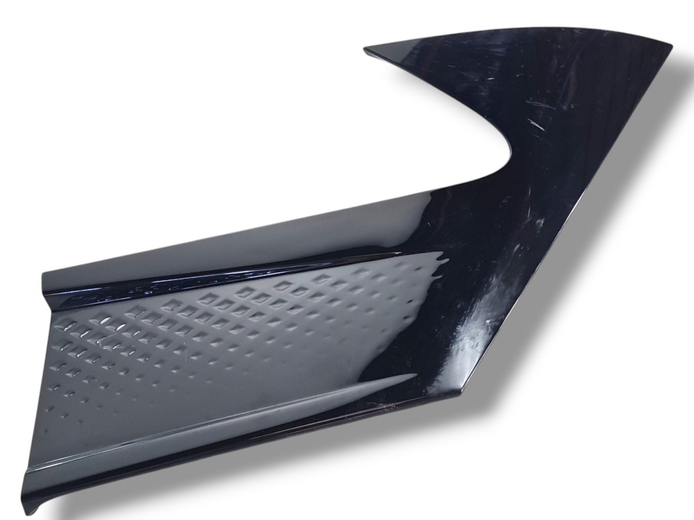 Moldura Traseira Direita Byd Dolphin Mini 2024 2025 Detalhe 1