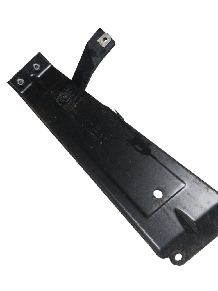 Suporte de reforço do trilho paralama Audi Etron 22 ORIGINAL 3