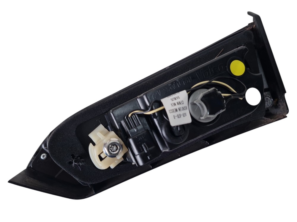 Lanterna Tampa Traseira Esquerda Fiat Cronos 2023 14718041 Esquerdo/motorista 7