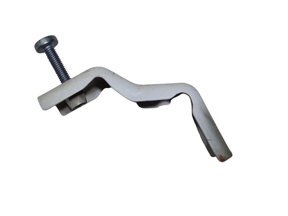 Suporte do Para-lama Central Audi e tron ano 2022 original 5