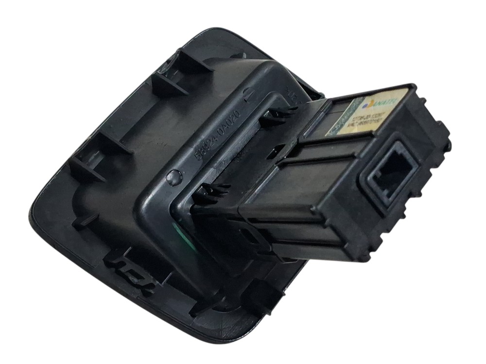 Moldura e tomada USB Toyota Corolla Cross 2022 58924-0A020 3