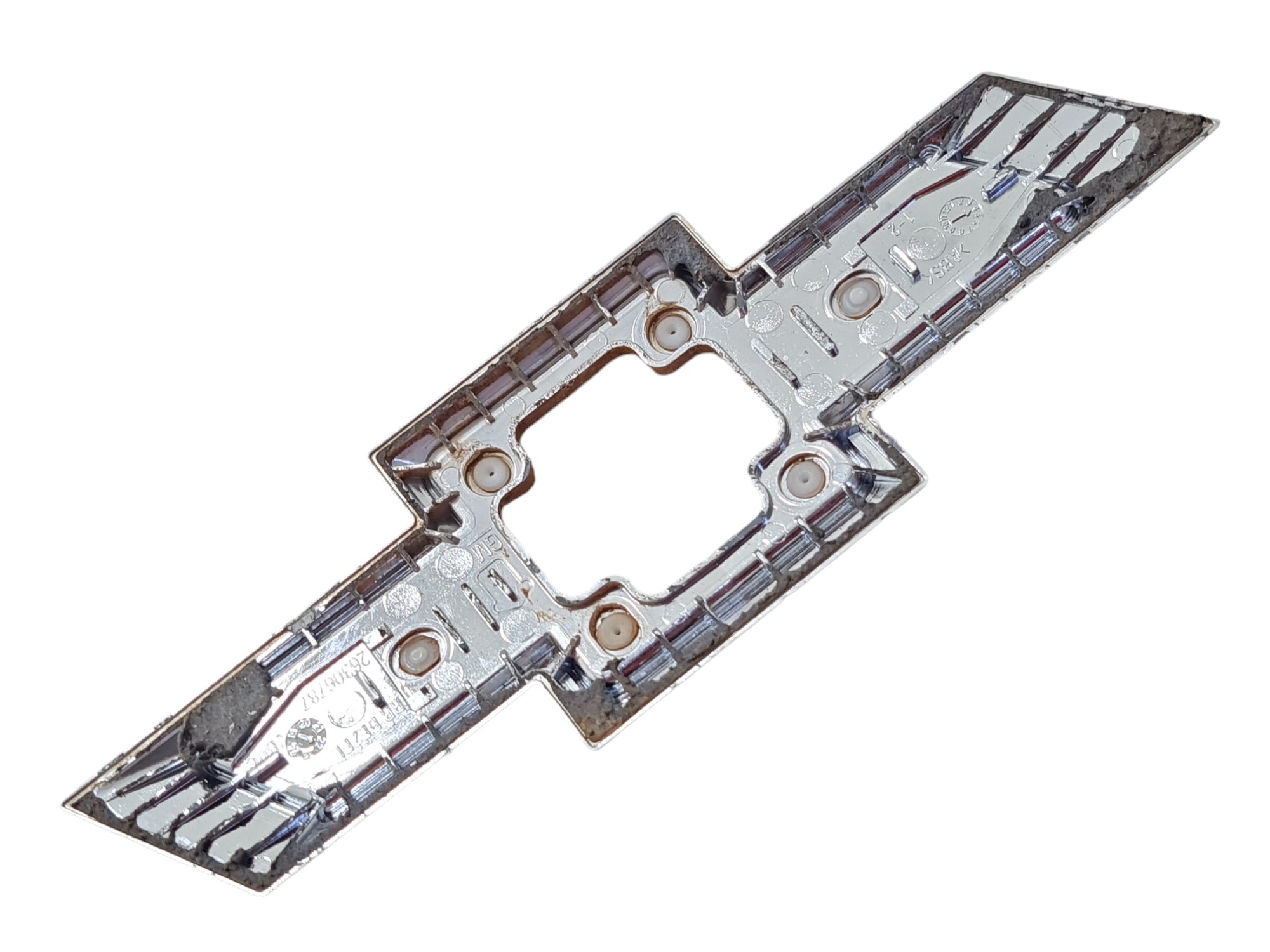 Emblema Traseiro Gravata Gm Tracker / Onix 2022 Original 5