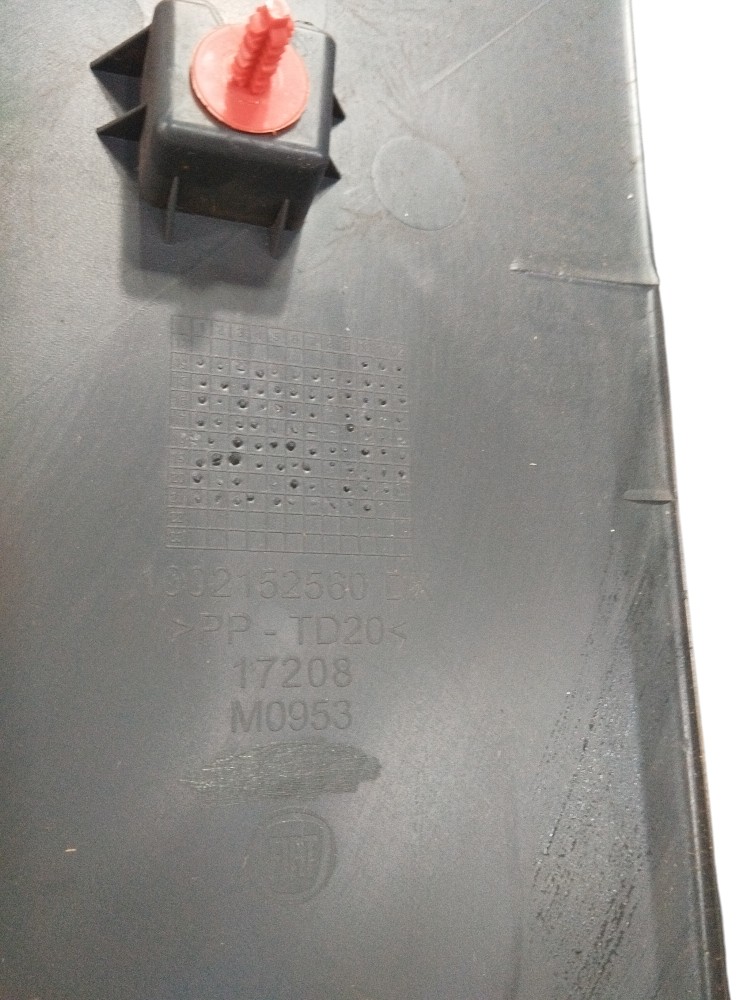 Moldura interna traseira do Bau Fiat Fiorino 2021 ORIGINAL 6