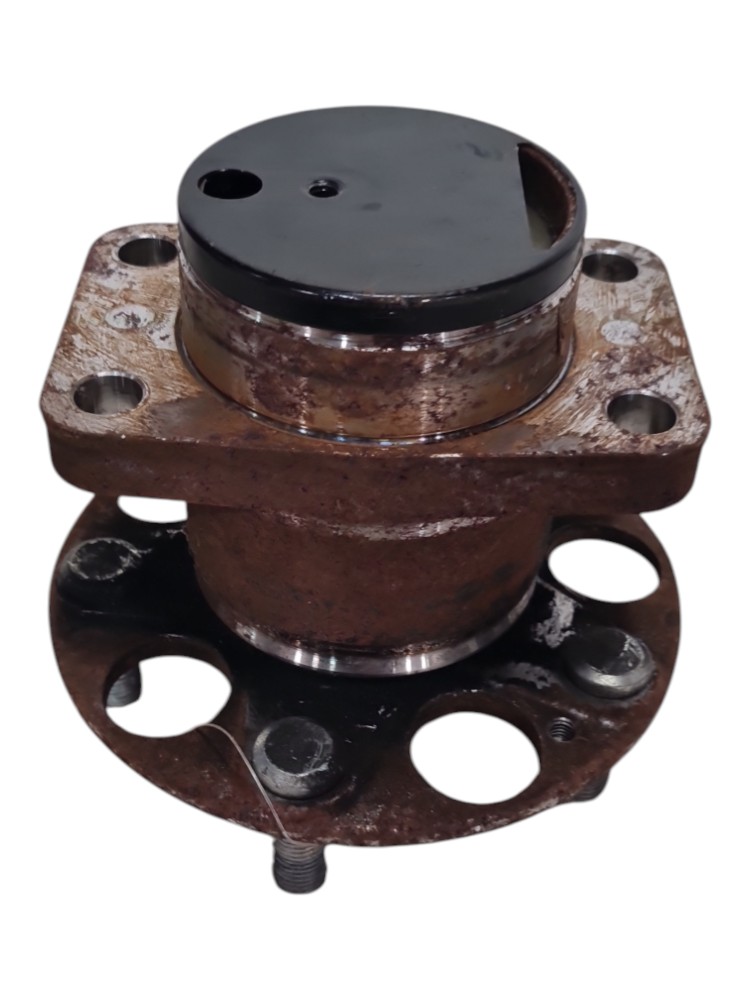 Cubo de roda traseiro honda hrv 1.8 16v ano 2018 original