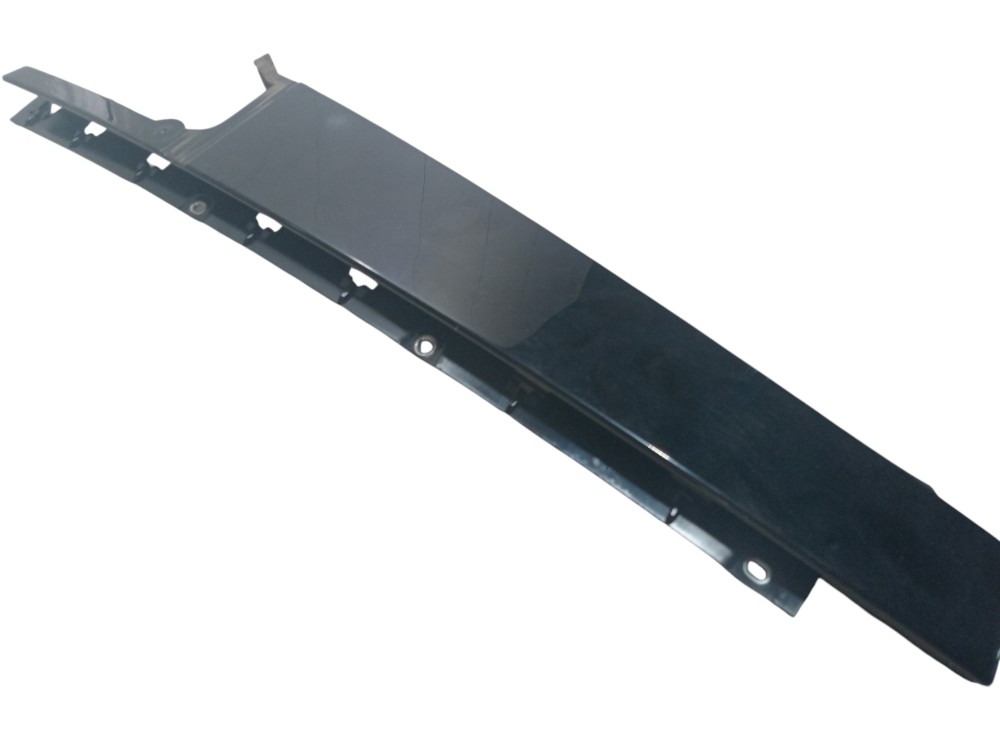 Moldura ext porta traseira esquerda Jeep Compass 2023 2024