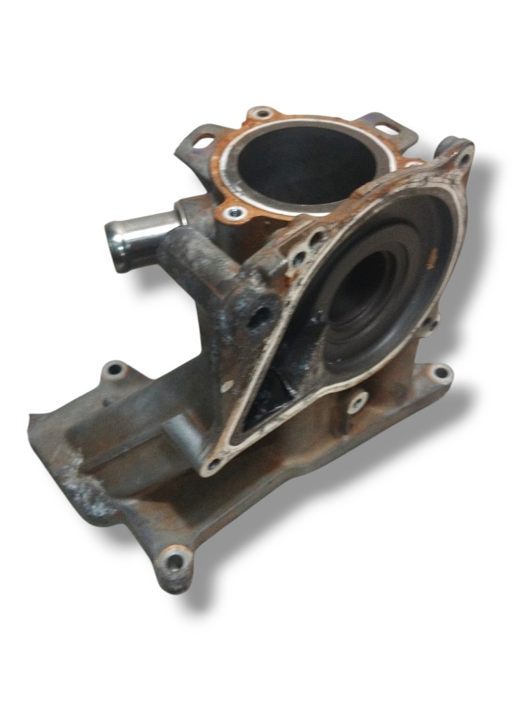 Carcaça Da Bomba De Agua Chevrolet Tracker 1.0 Turbo Detalhe