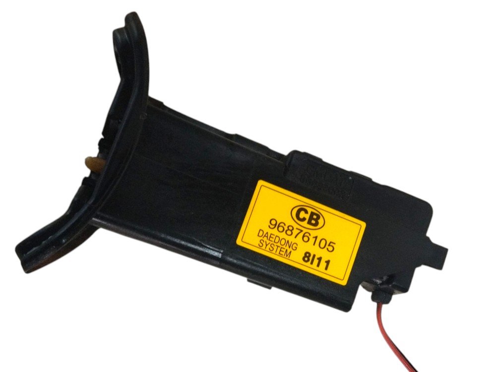 Trava Da Portinhola Do Tanque Chevrolet Captiva 2009 A 2015 4