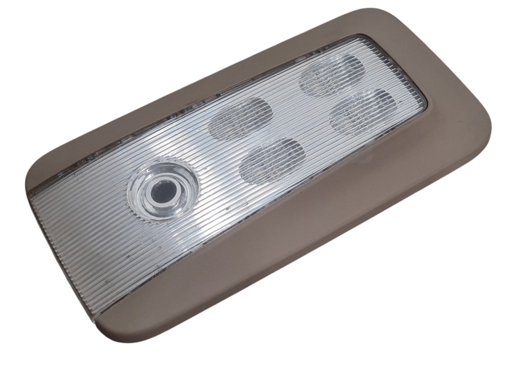 Luz teto cabine lado dinheiro Mercedes Actros 2651 2022 4