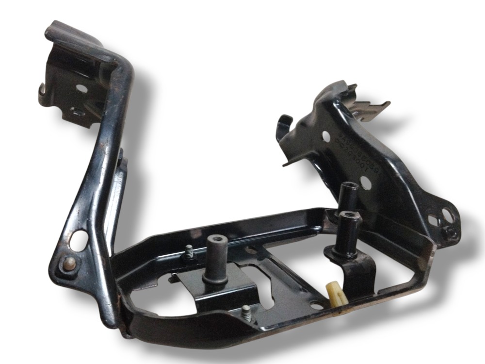 Suporte Fixação Painel Mercedes Actros2651 2022 2023 1