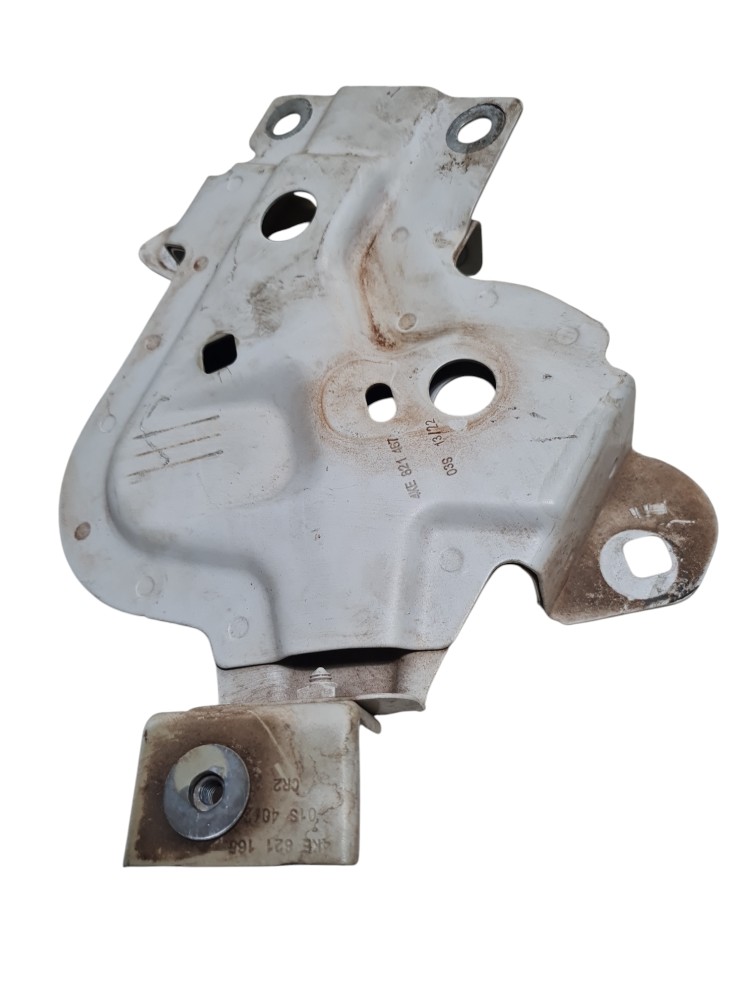 Suporte de montagem de asa esquerdo audi etron 2022 original 3