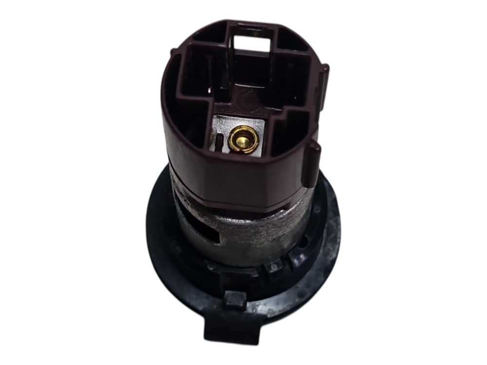Tomada Auxiliar 12v Chevrolet Captiva Sport 2009 Original 5