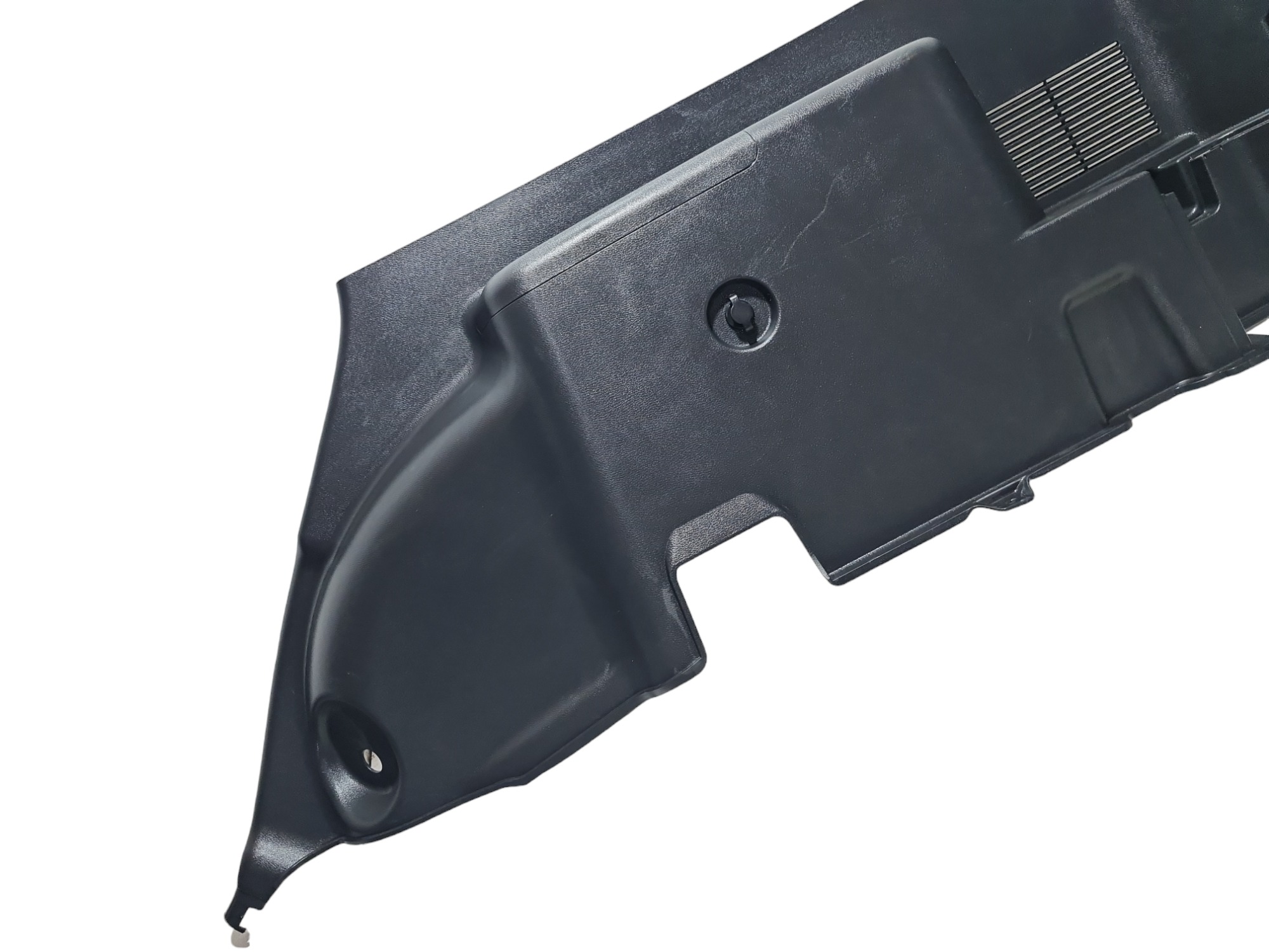 Acabamento Lateral Direito Porta Malas Chery Tiggo 8 2022 2