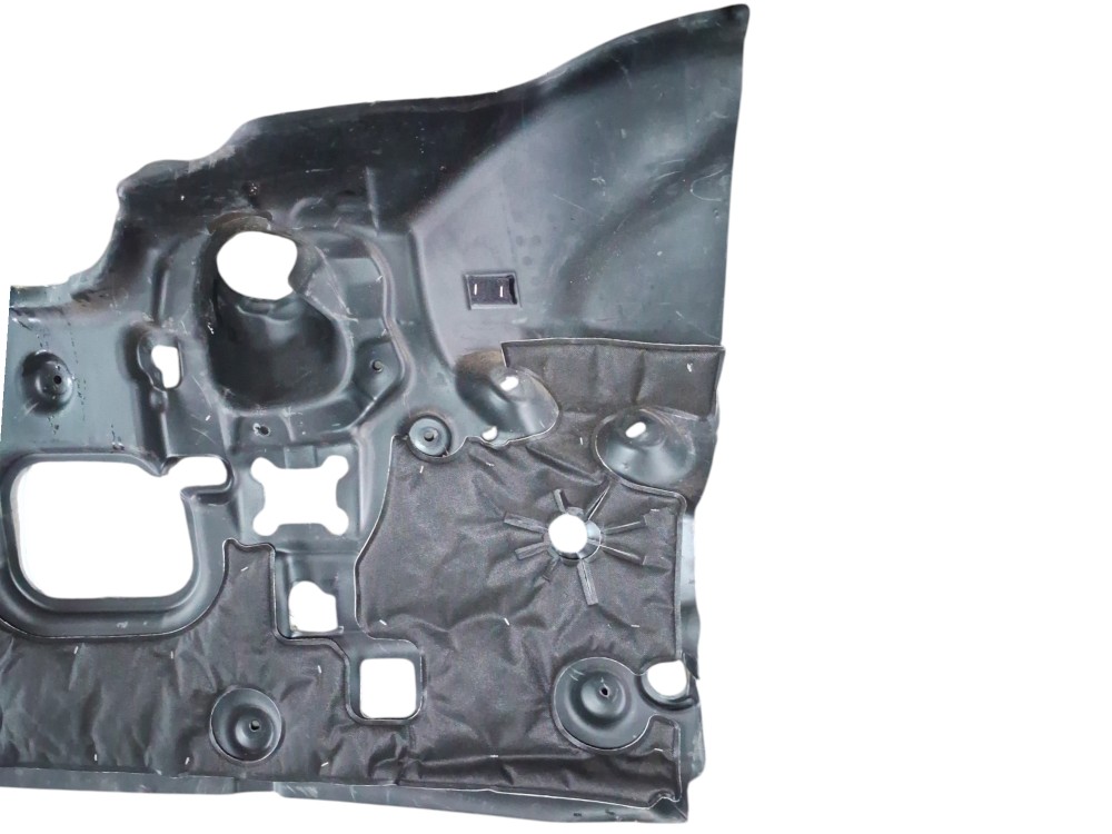 Isolador térmico acústicos frontal Gwm Ora 03 Skiw 2024 2025 4