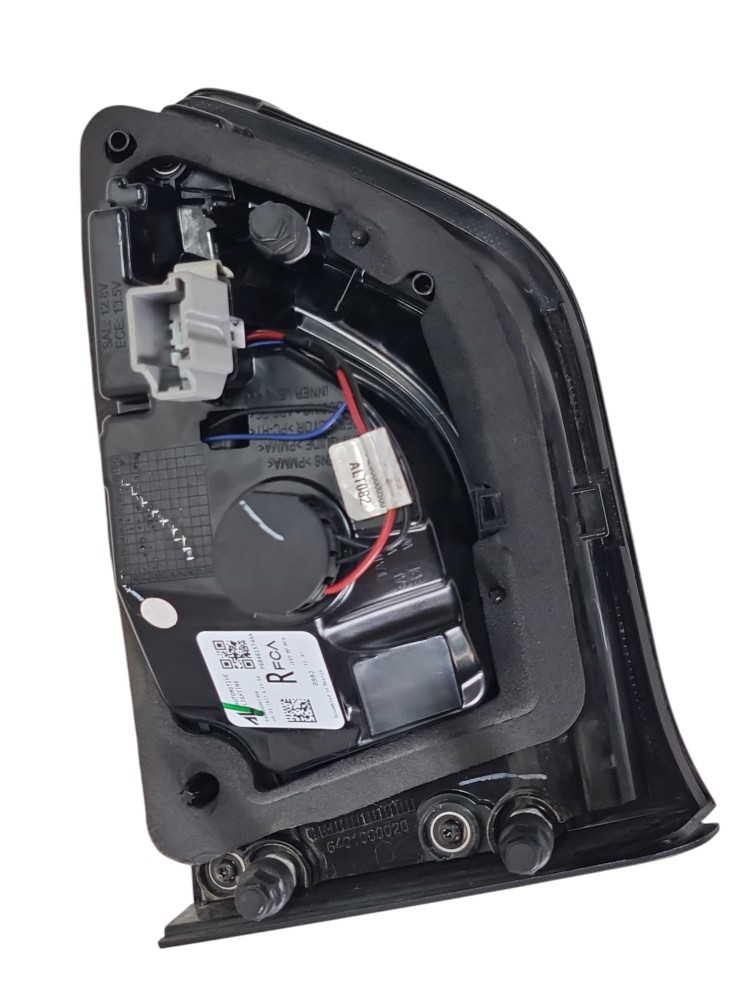 Lanterna Direita Porta Malas Jeep Compass 2023 68461574 Direito/passageiro 7