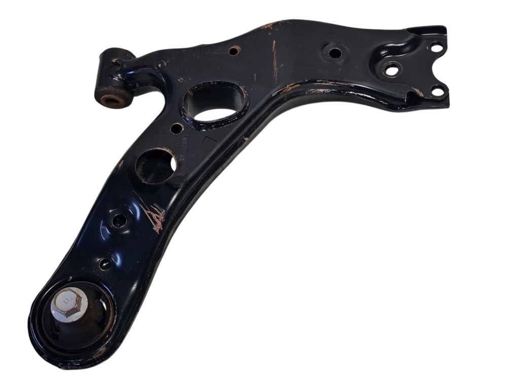 Bandeja inferior dianteira esquerda Lexus NX 300h 2019 2