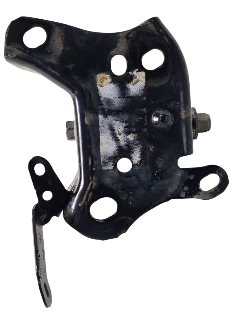 Suporte eixo traseiro direito Renault Zoe 2022 551040817R 4