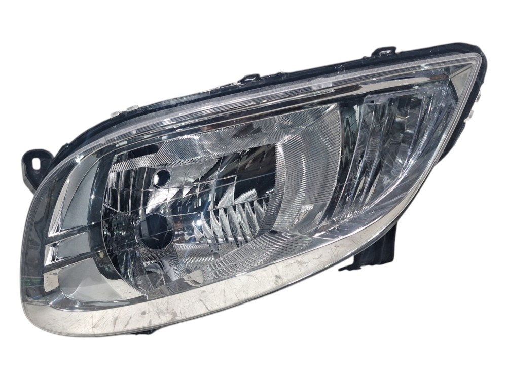 Farol esquerdo Chevrolet celta prisma 2006 a 2016 detalhe