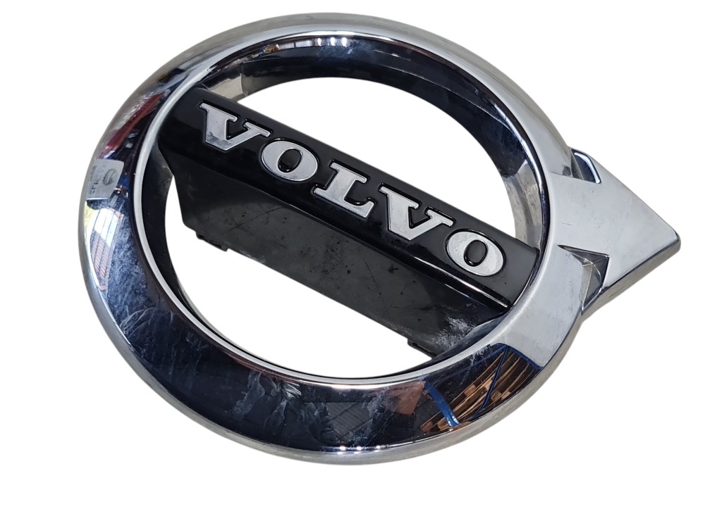 Emblema grade Volvo XC40 T5 2020 31833923 ORIGINAL 2
