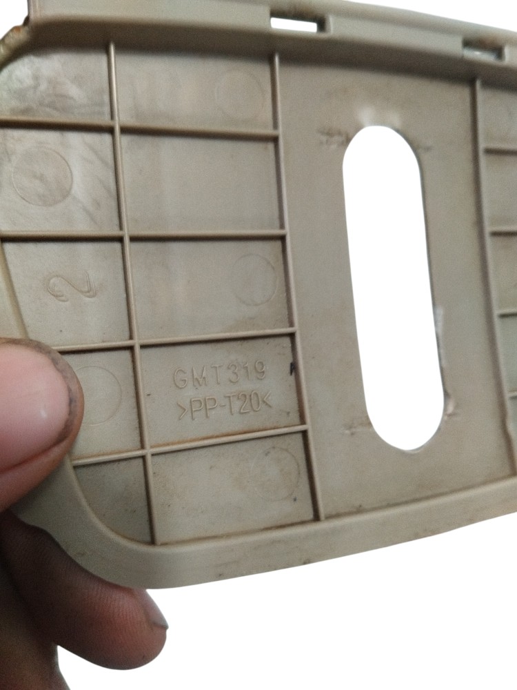 Tampa moldura soleira porta malas Chevrolet Captiva 2009 5