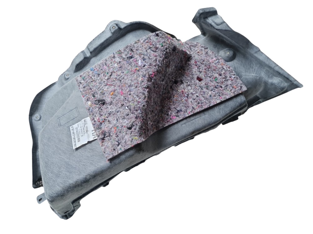 Forro Porta Malas Lado Direito Toyota Corolla Grs 2024 6