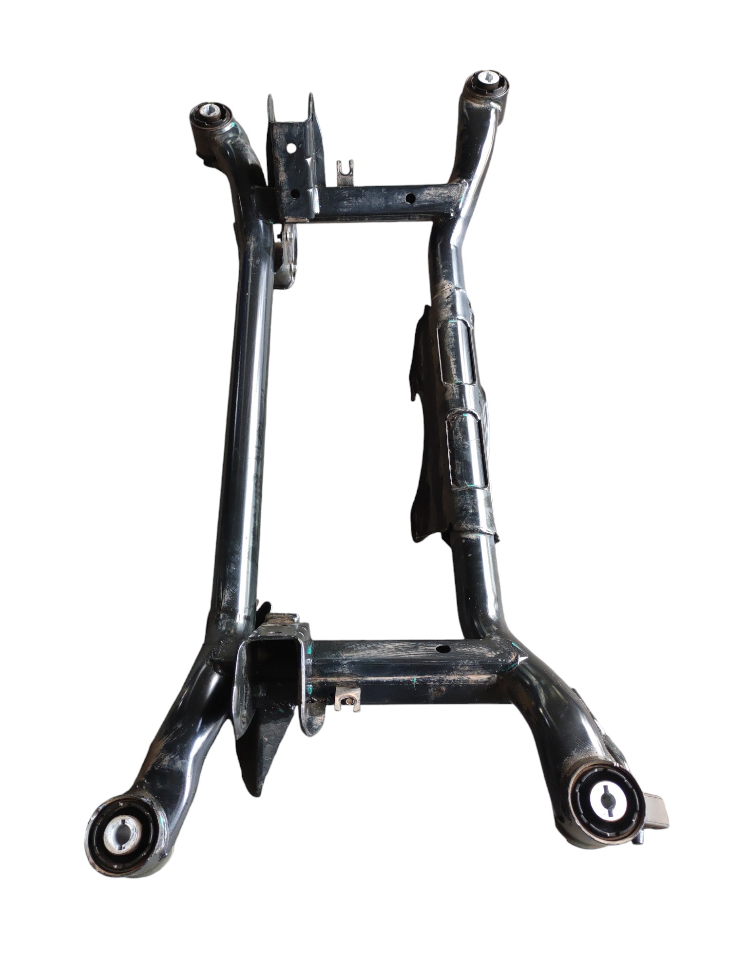 Quadro agregado traseiro Chery Tiggo 8 2021 2022 detalhe 3
