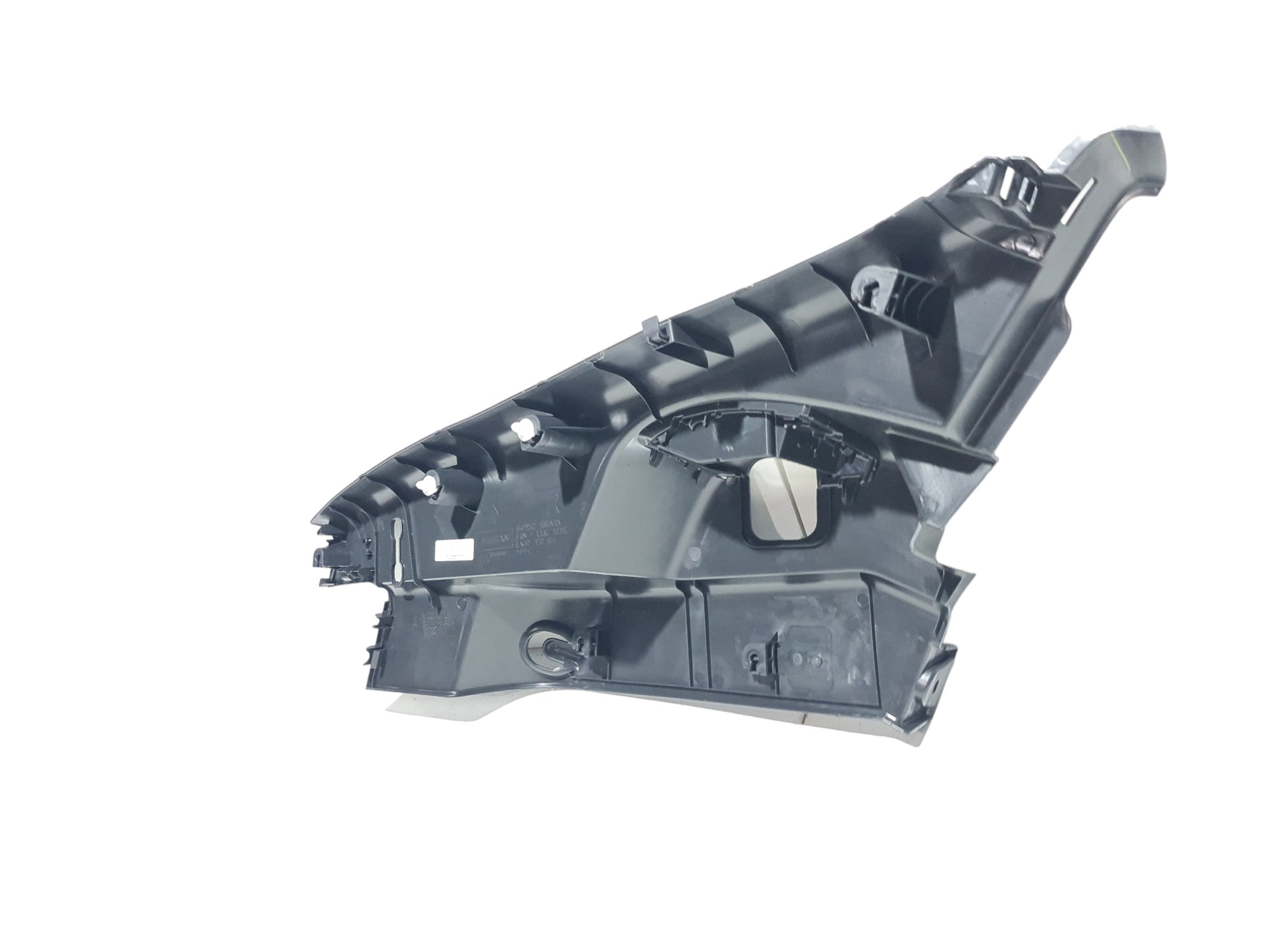 Acabamento Coluna Traseira Direita Nissan Kicks 2024 4