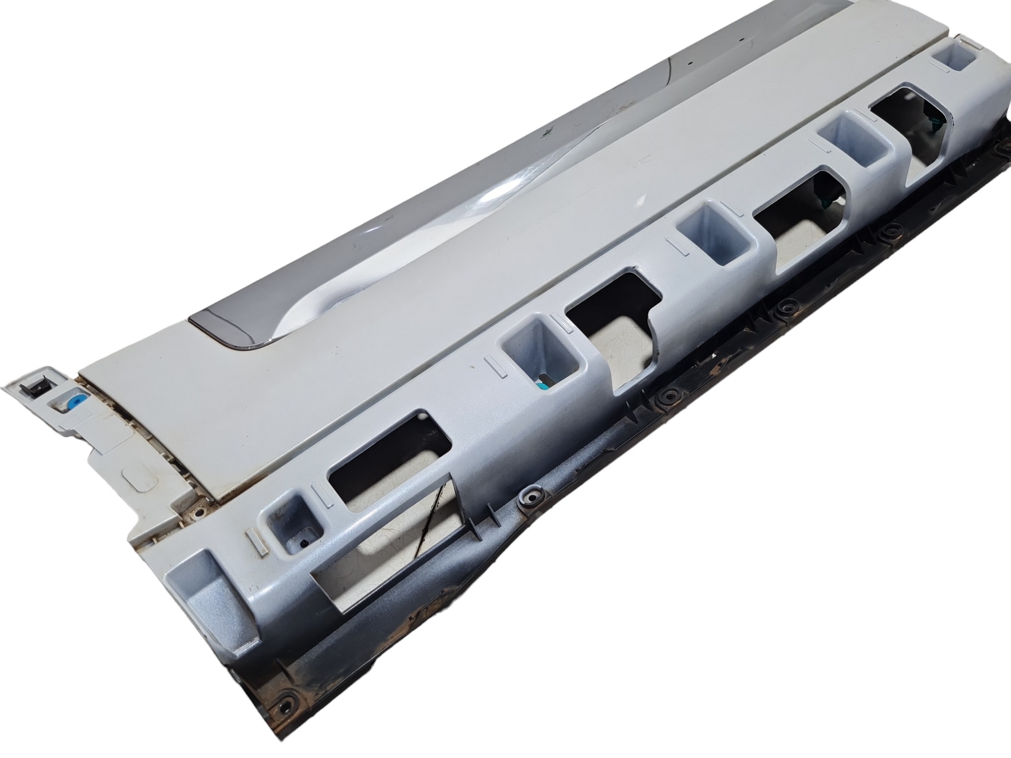 Moldura Inferior Porta Traseira Direita Chery Tiggo 8 2022 6