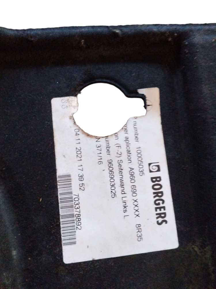 Forro Lateral Esquerdo Mercedes Actros2651 2022 A9606909125 6