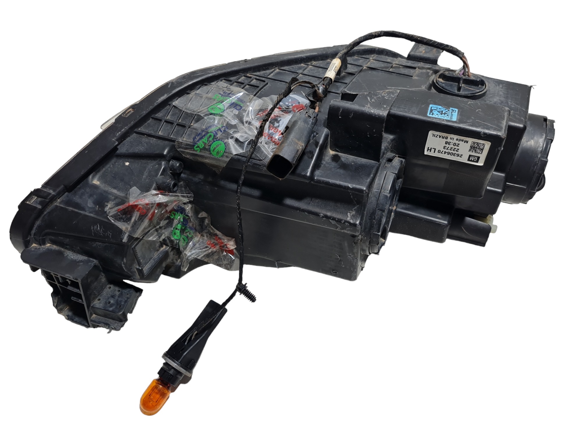 Farol Dianteiro Esquerdo Chevrolet Tracker 2022 Detalhe  Esquerdo 6