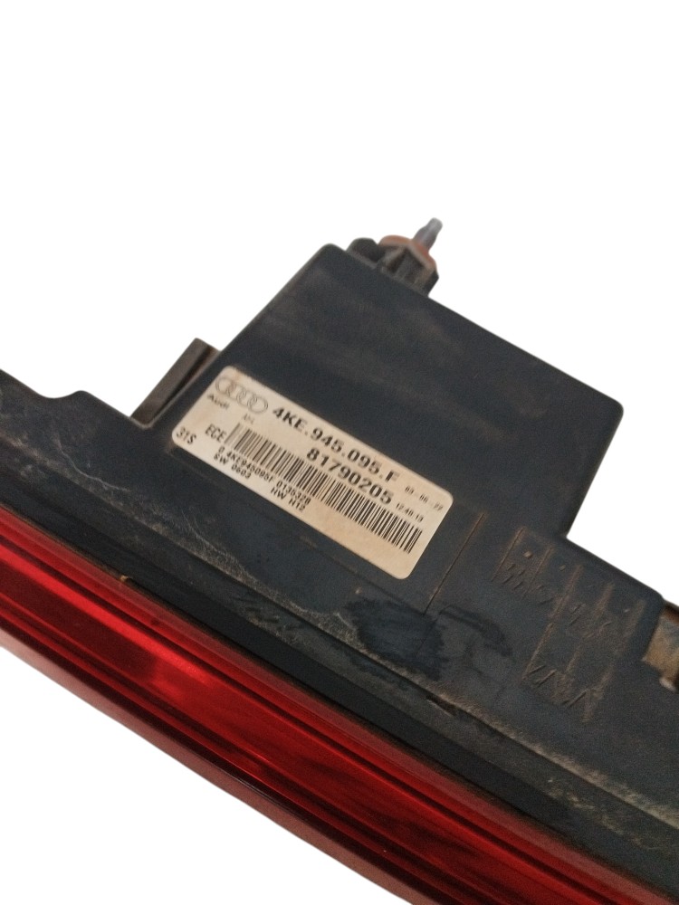 Lanterna Traseira Central Led Original Audi Etron 2022 2022 Ambos Lados Vermelha 6