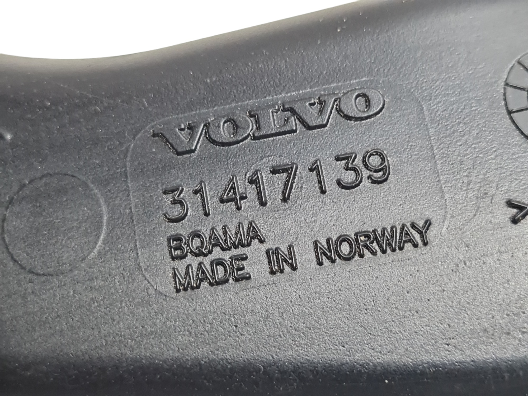 Duto Ar Painel Direito Volvo Xc90 Momentum D5 2017 31417139 6