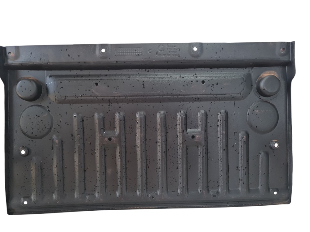 Protetor Tampa Traseira Fiat Strada Volcano 2023 Original 3