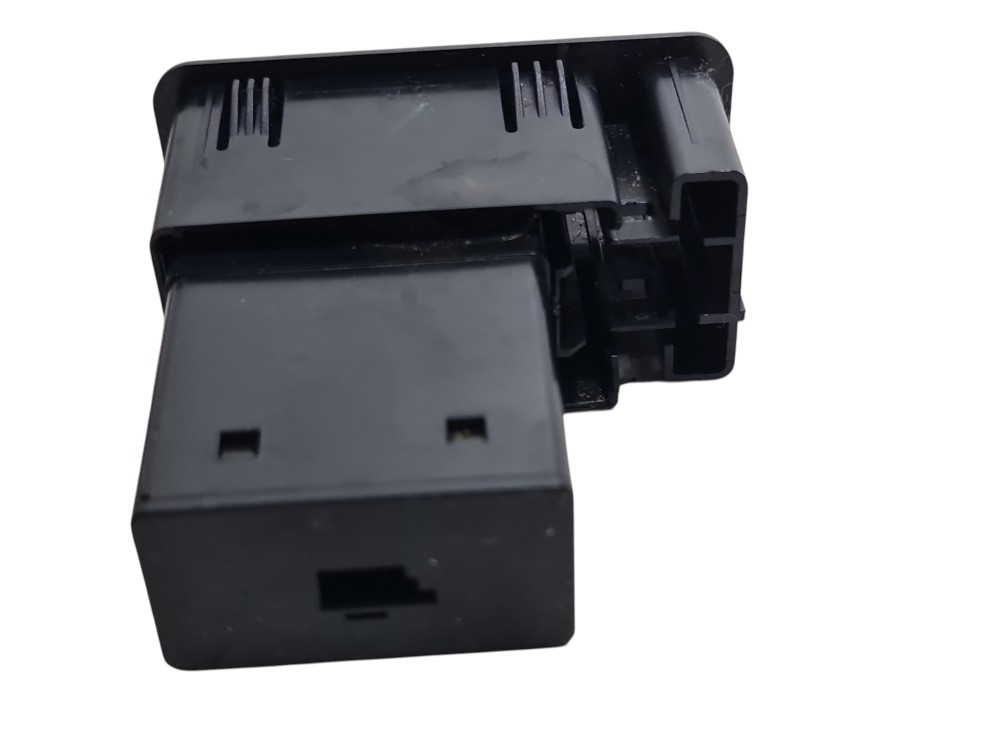 Tomada Usb Gwm Tank 300 2025 2026 3784100avc01a Original 6