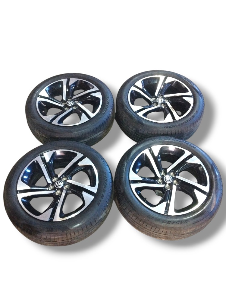 Jogo de rodas aro 18 pneus 215 55 Toyota Yaris Cross XRX2026