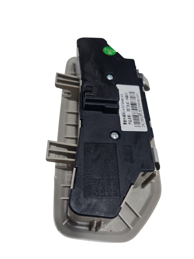 Luz de cortesia para gwm tank 300 ano 2025 2026 original 4