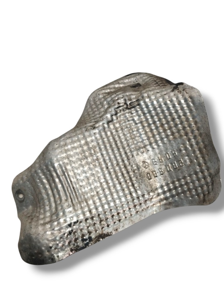 Defletor de calor da Mercedes CLS 500 2005 2006 2606085082