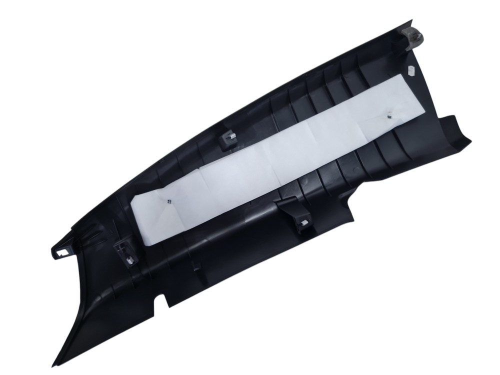 Moldura Interna Traseira Direita Volvo Xc40 2020 31469190 4