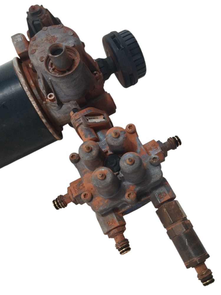Válvula APU Com Secador Volvo Vm330 2021 22807308 4324151400 4