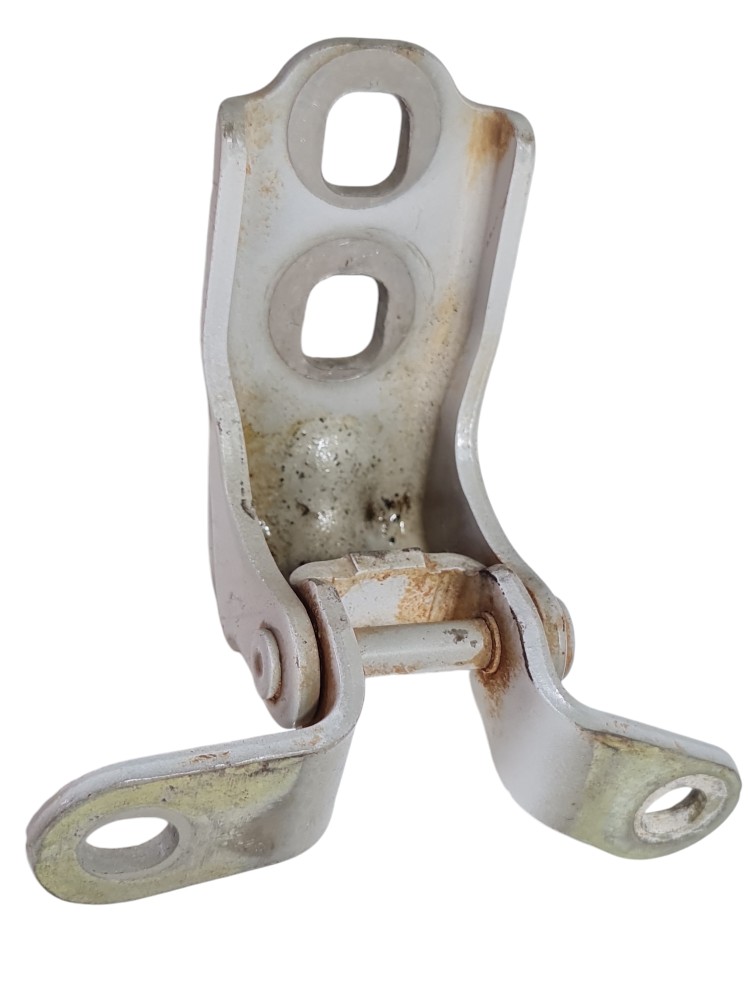 Dobradiça Porta Gm Tracker / Onix 2023 Original 6