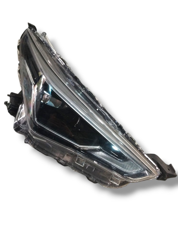 Farol dianteiro direito Toyota Yaris Cross 2026 ORIGINAL