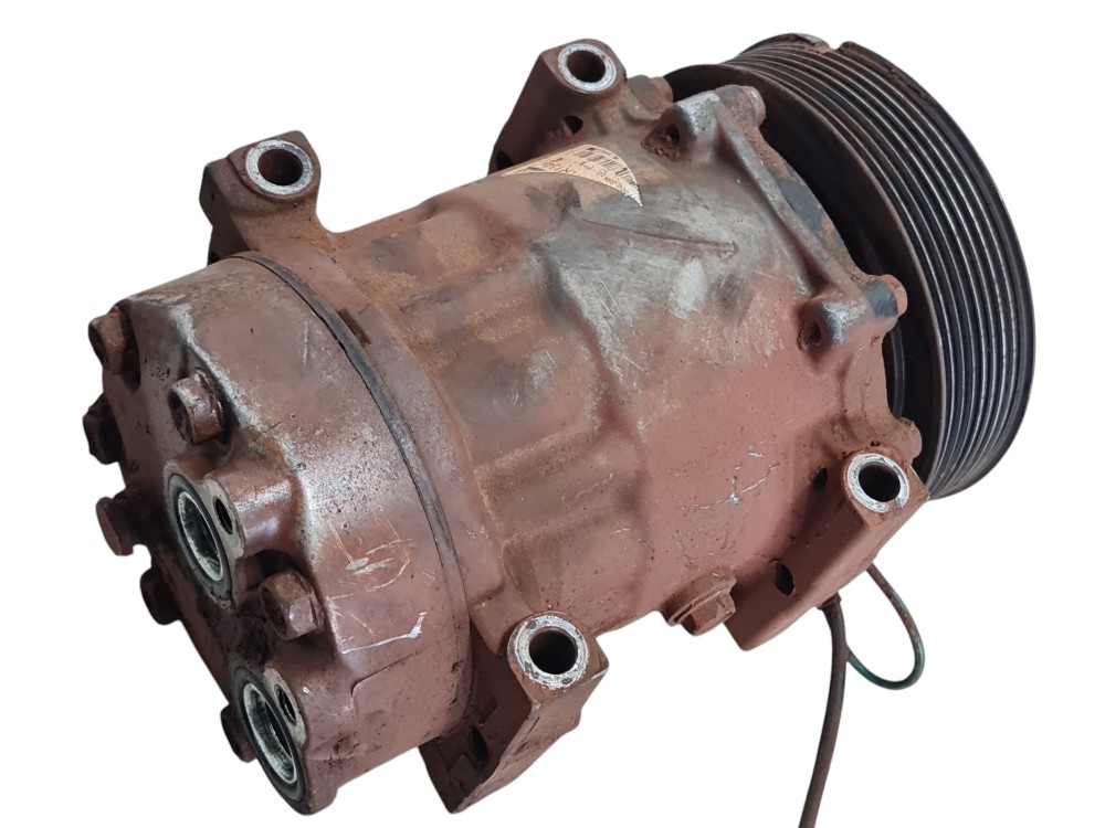 Compressor ar condicionado Mercedes Actros 2651 2022 DETALHE 5