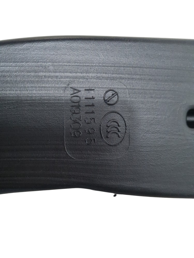 Duto de ar do pilar audi e tron spb ano 2022 2023 original 6