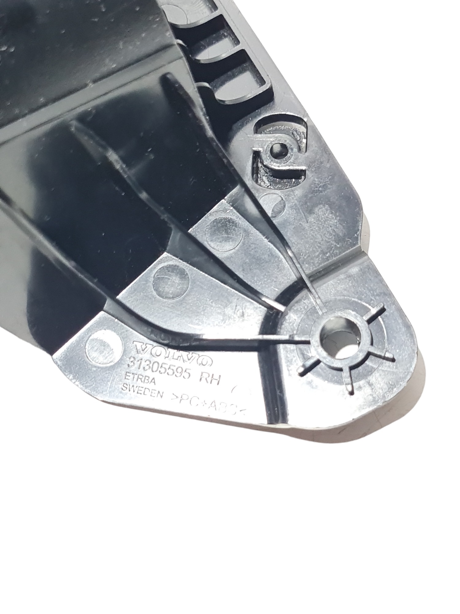 Guia Correia Linha Direita Traseira Volvo Xc90 2021 2